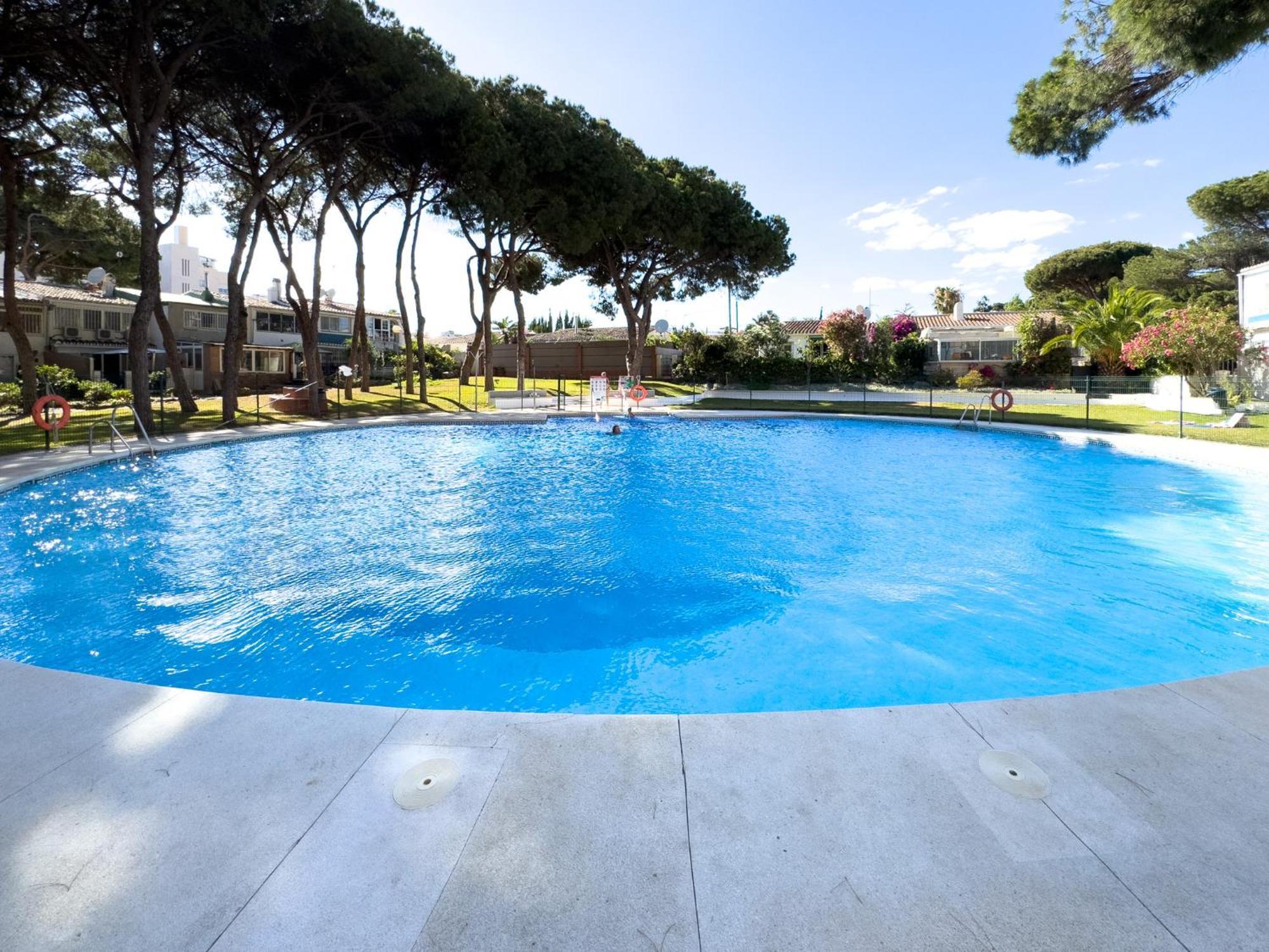 Calypso Sea Views Apartamento *